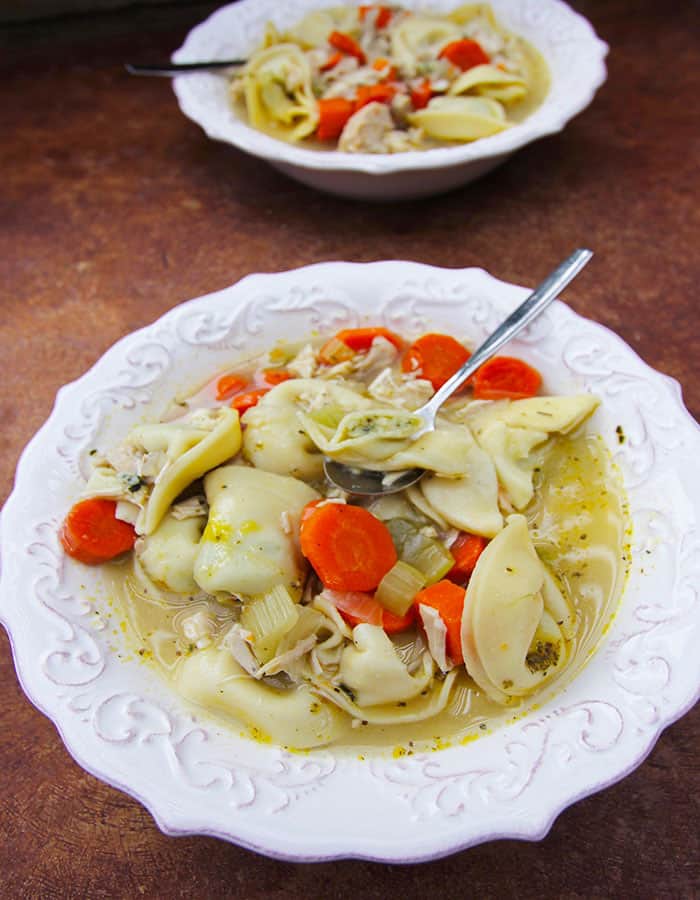 Easy Italian Chicken Tortelloni Soup SueBee Homemaker