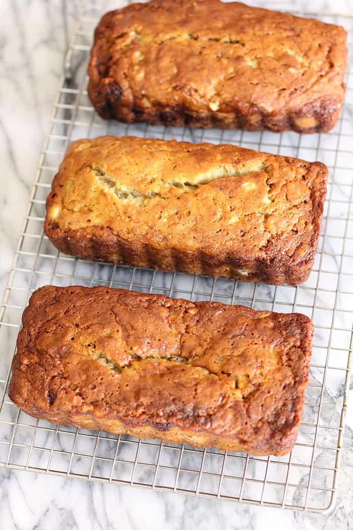 Easy Banana Bread - SueBee Homemaker