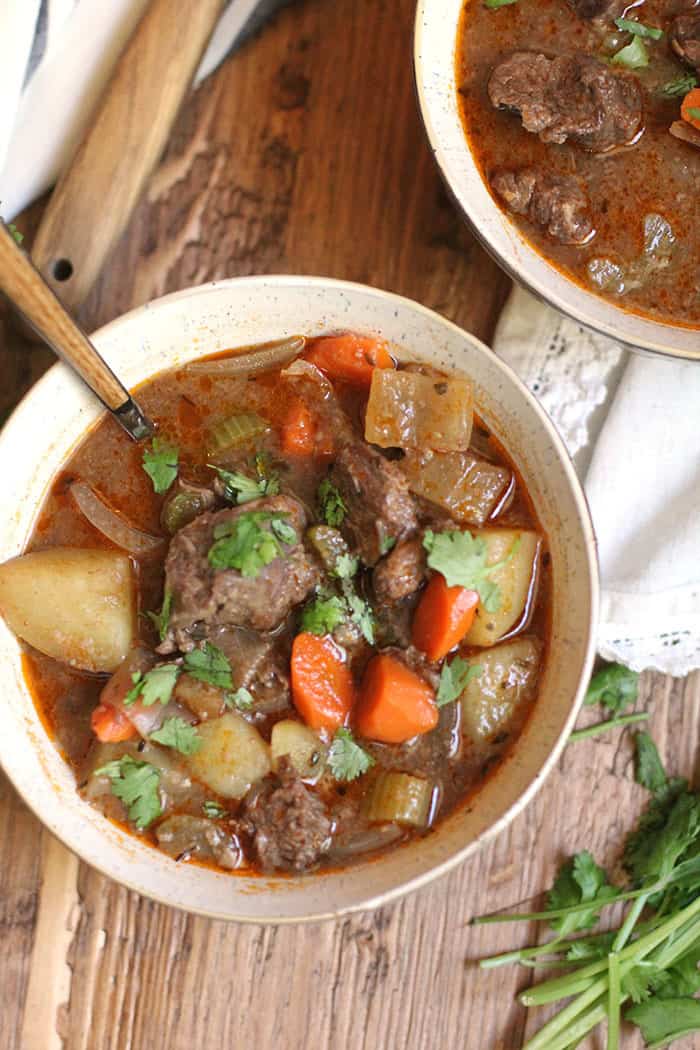 Slow Cooker Beef Stew - SueBee Homemaker