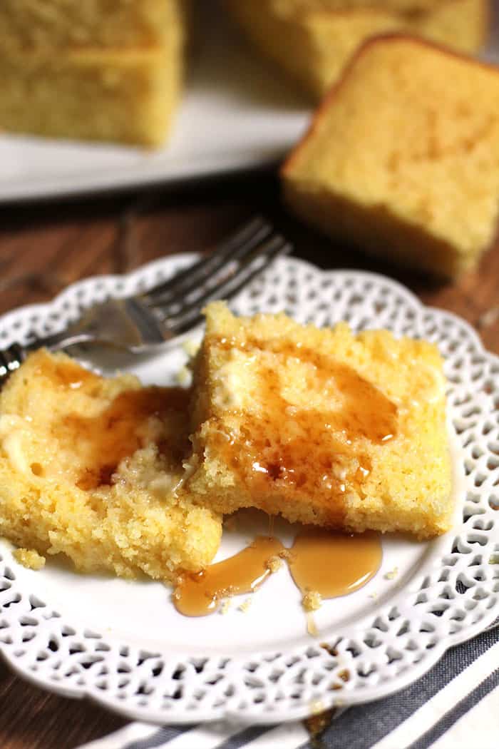 Sweet Buttermilk Cornbread - SueBee Homemaker