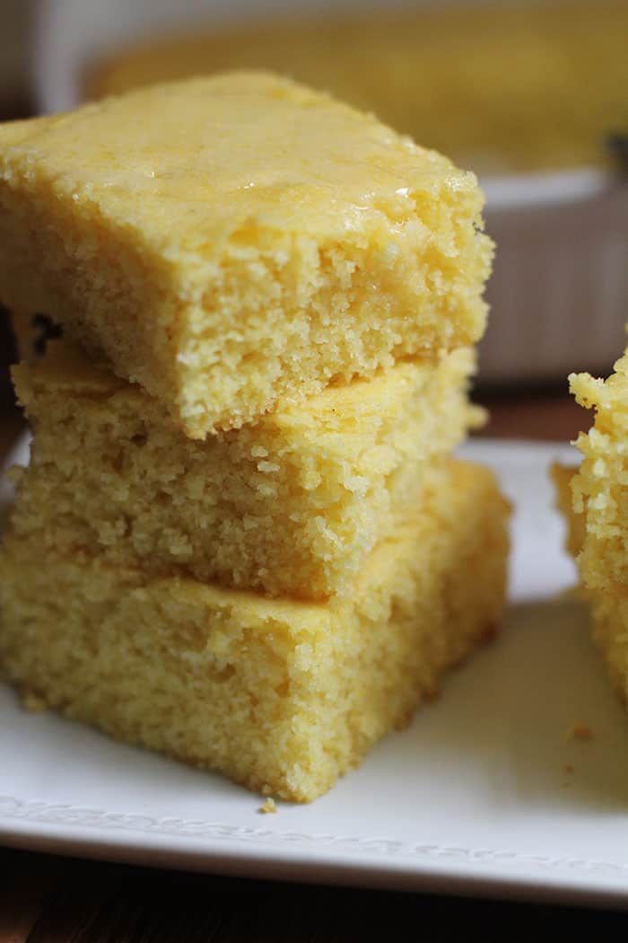 Sweet Buttermilk Cornbread - SueBee Homemaker