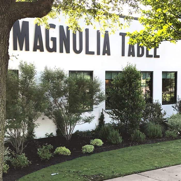 We had a great time at Magnolia Market, supporting the Brave Like Gabe Foundation during the Silos District Marathon. Thank you Gabe, Chip and Jo, and Magnolia for your contribution to rare cancer research! | suebeehomemaker.com