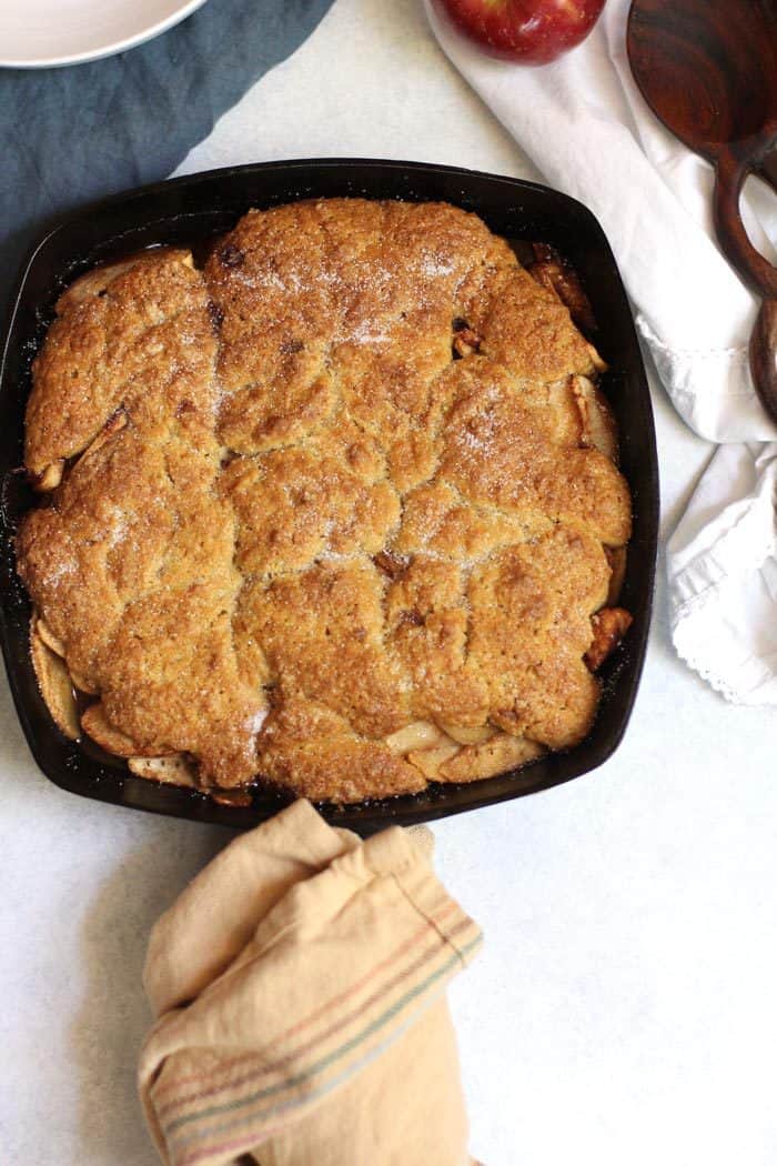 Apple Cinnamon Cobbler - SueBee Homemaker