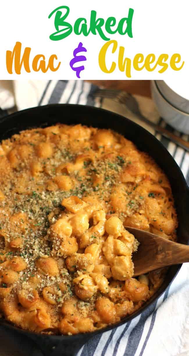 A skillet of baked macaroni and cheese.