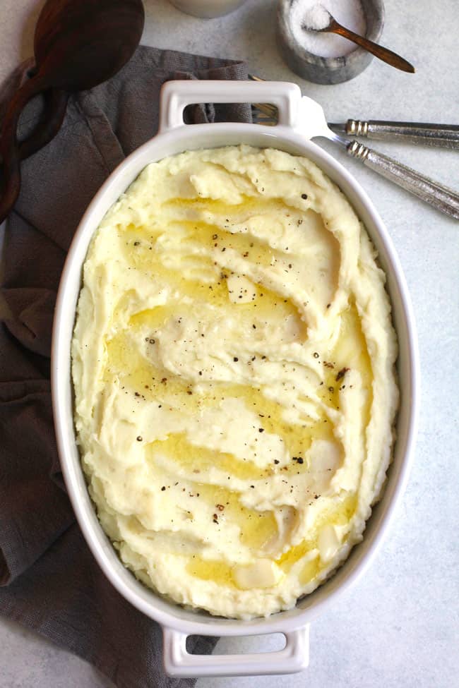 Creamy Garlic Mashed Potatoes - SueBee Homemaker