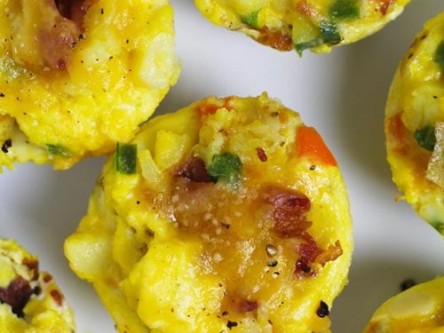 https://suebeehomemaker.com/wp-content/uploads/2020/03/closeup-bacon-egg-breakfast-muffins-500x375.jpg