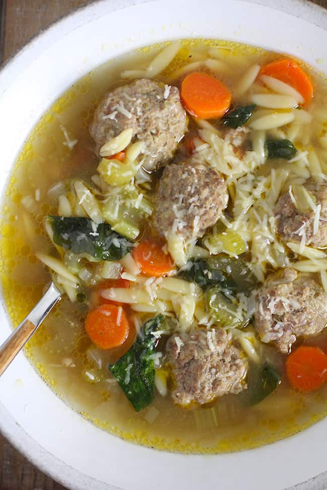 https://suebeehomemaker.com/wp-content/uploads/2020/12/Easy-Italian-Wedding-Soup.jpg