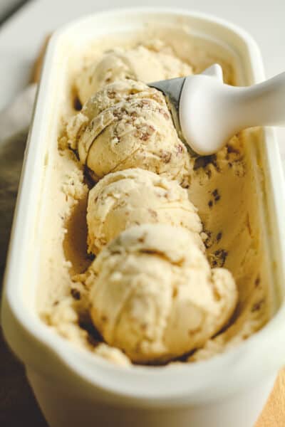 Butter Pecan Ice Cream Recipe - SueBee Homemaker