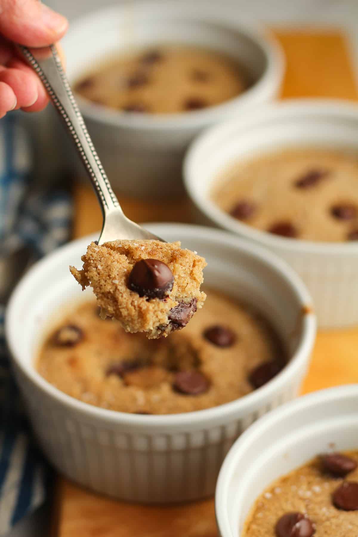 A spoonful of the baked oatmeal