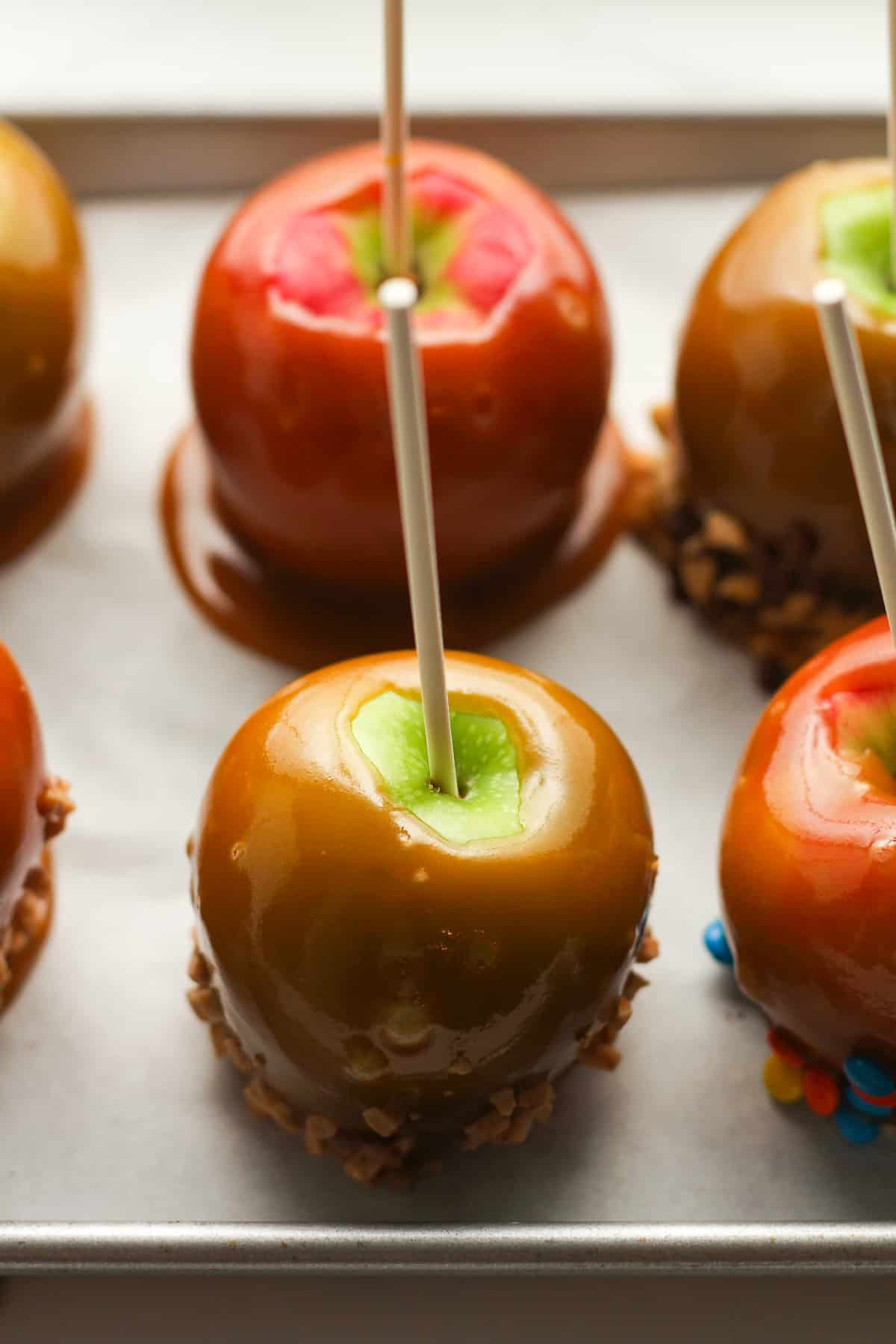 Side shot of caramel apples.