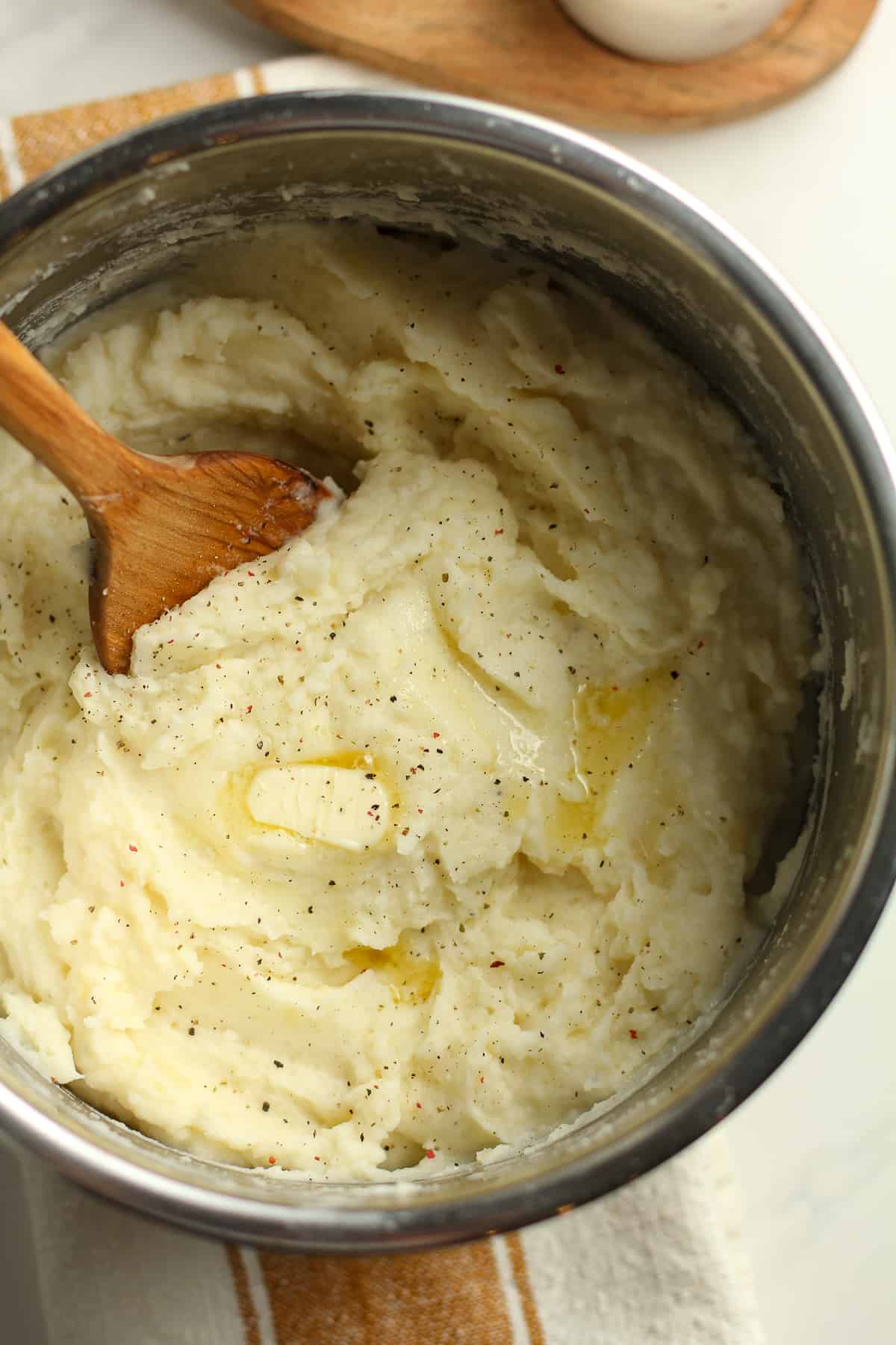 Overhead shot of an Instant Pot full of garlic mashed potatoes.