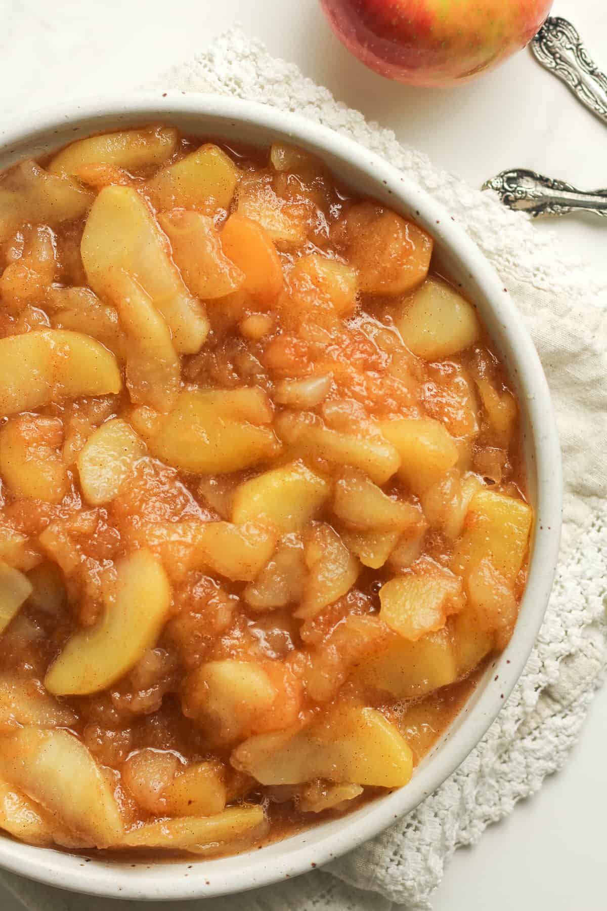 Closeup on a bowl of applesauce.