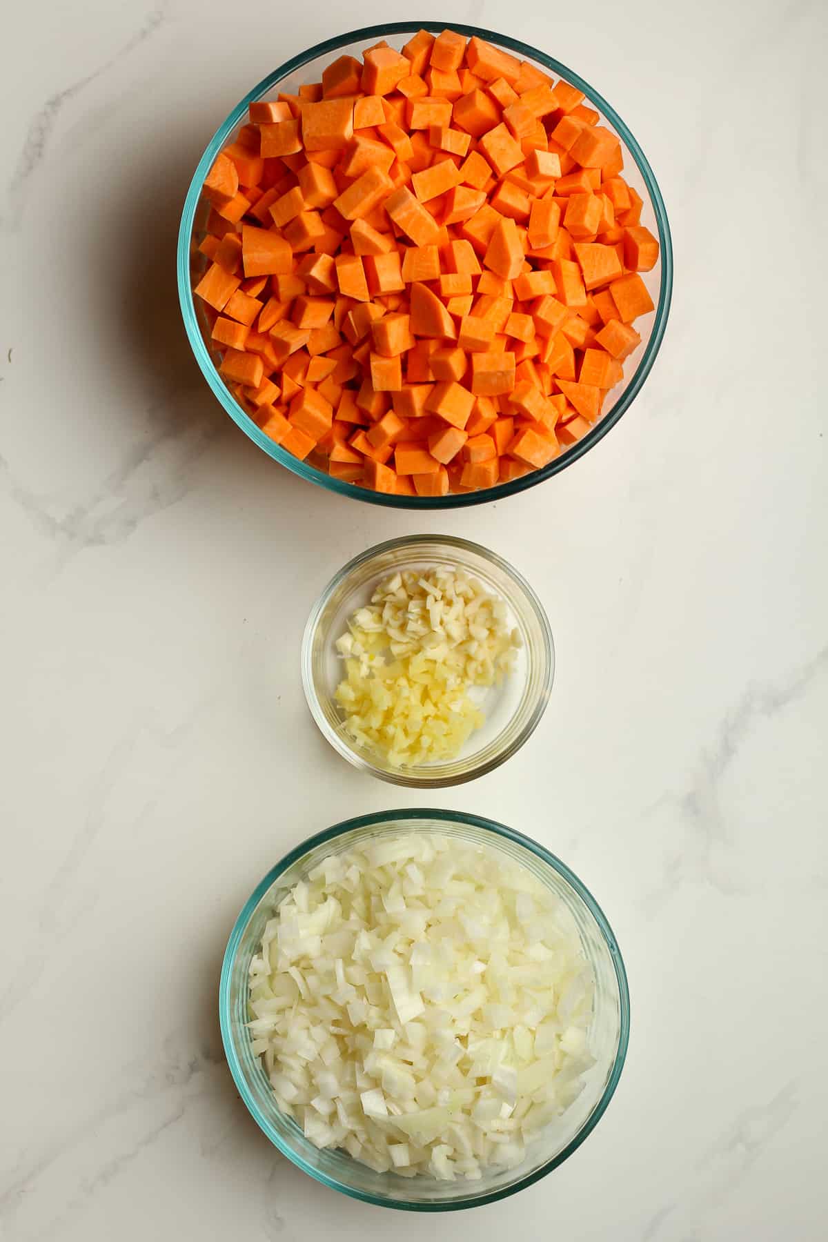 Bowls of the diced veggies.