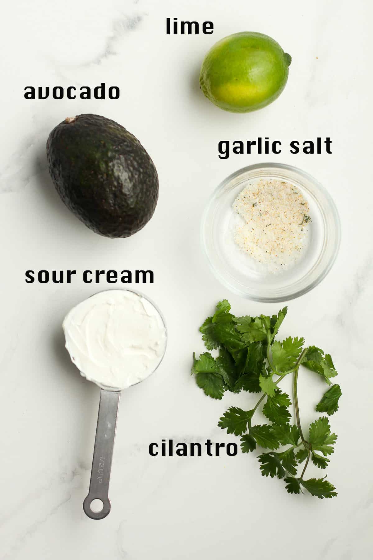 The ingredients for avocado Crema.