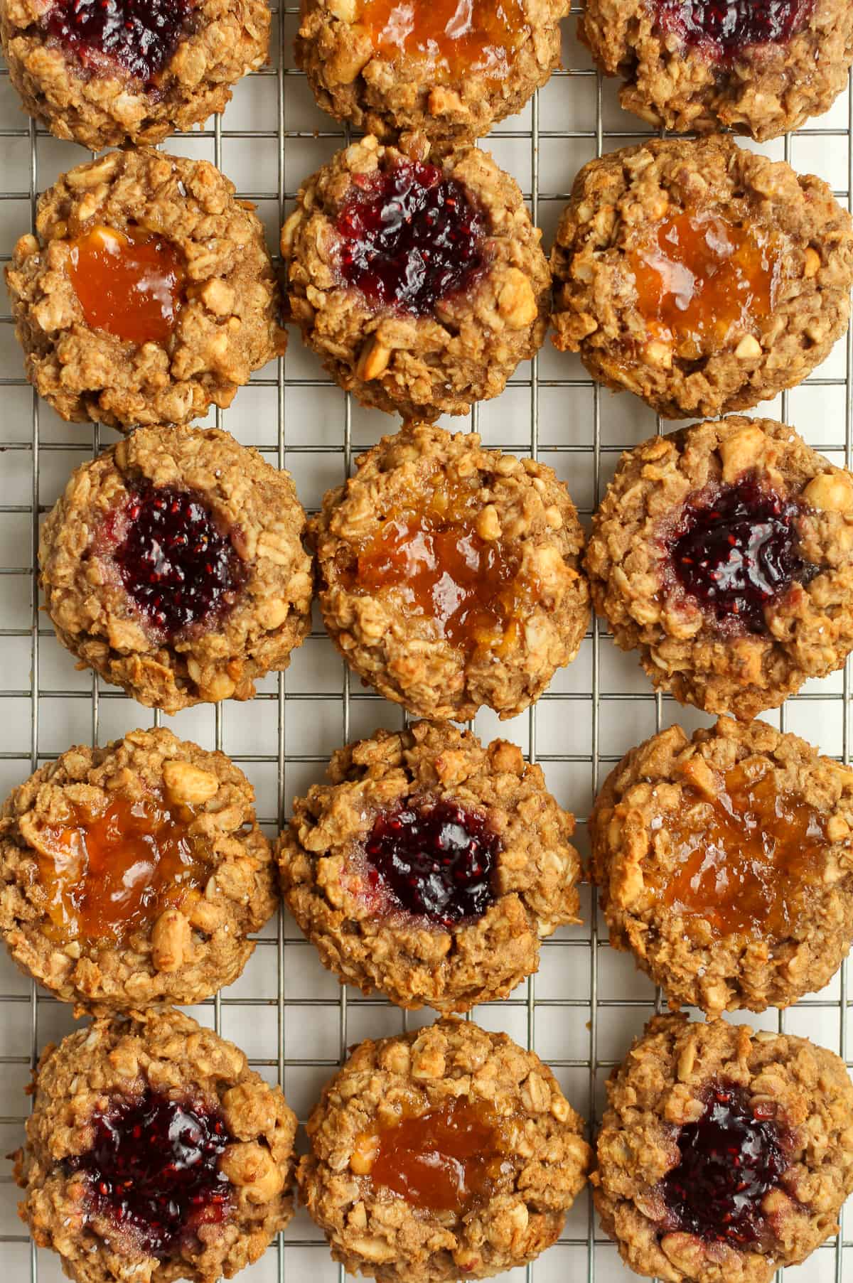 closeup on a bunch of baked breakfast cookies.