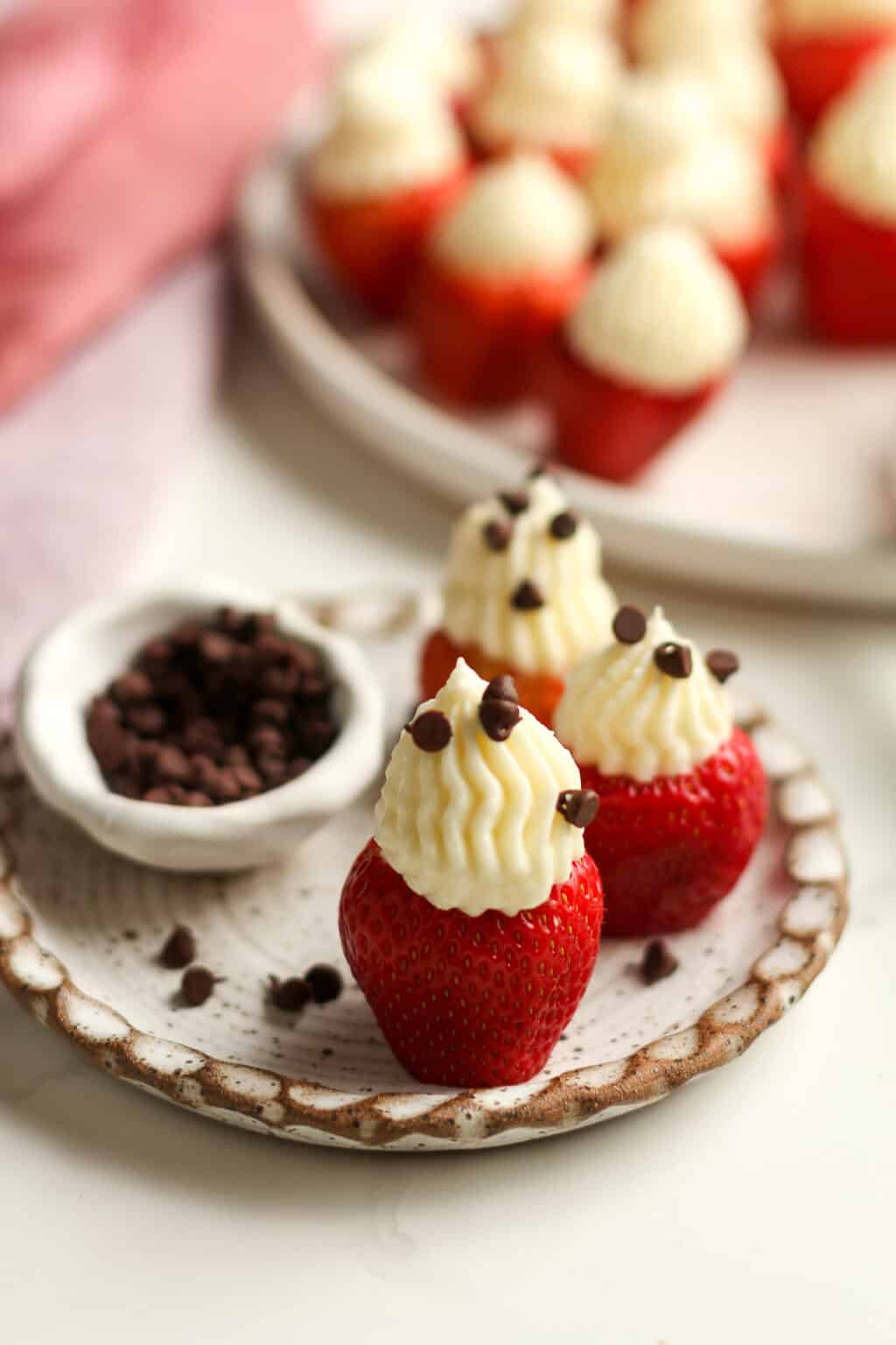 No Bake Strawberry Cheesecake Bites - SueBee Homemaker