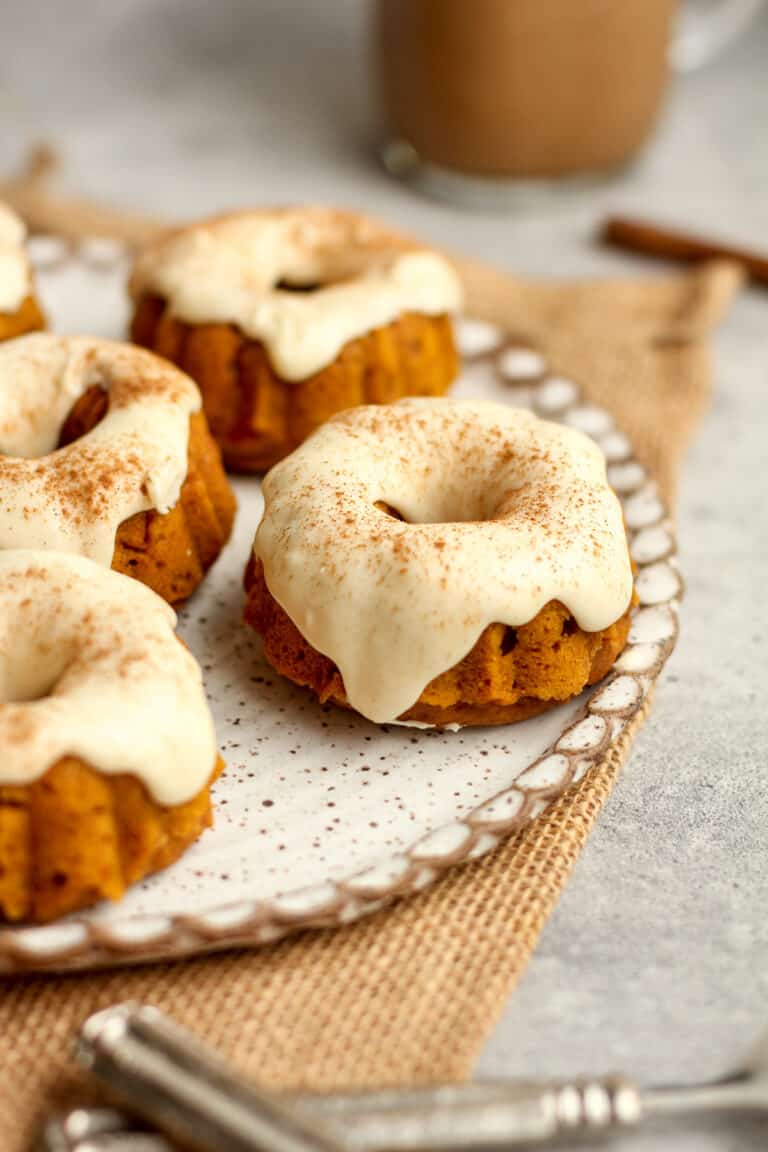 Mini Pumpkin Spice Bundt Cakes - SueBee Homemaker