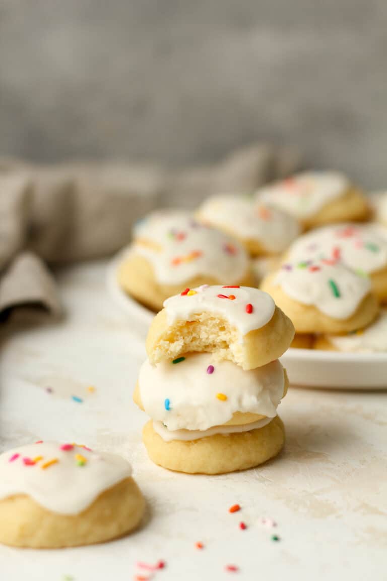 Soft Italian Lemon Ricotta Cookies - SueBee Homemaker