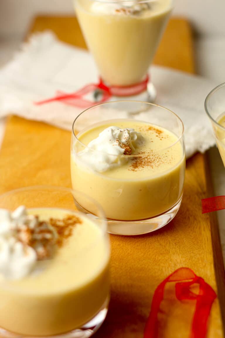 Creamy Homemade Eggnog - SueBee Homemaker