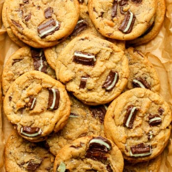 A closeup on a pan of Andes mint cookies.