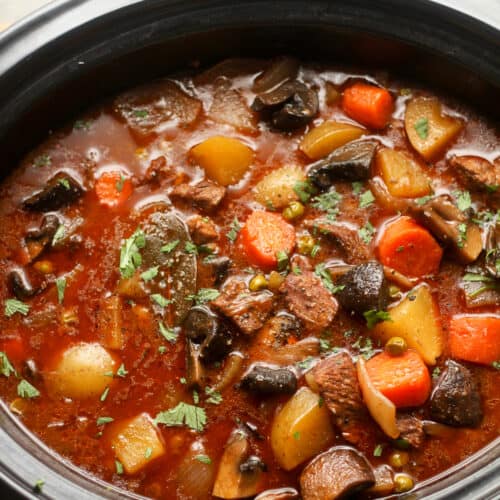 https://suebeehomemaker.com/wp-content/uploads/2023/02/slow-cooker-beef-stew-recipecard-500x500.jpg