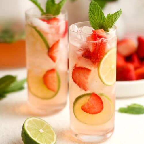 Simple Strawberry Mojito Mocktails - SueBee Homemaker