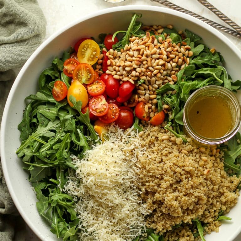 Delicious Arugula Quinoa Salad - SueBee Homemaker