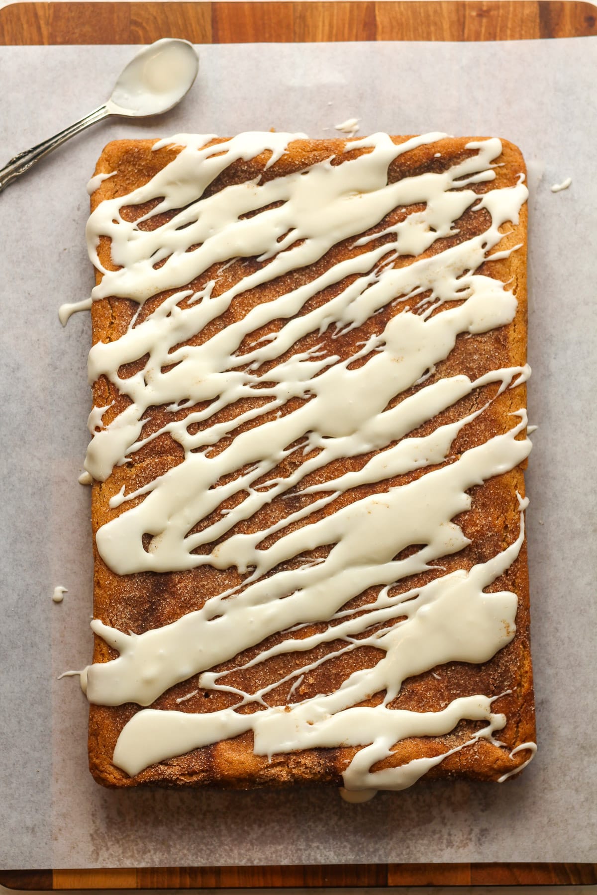 The rectangle of snickerdoodle bars after the glaze.