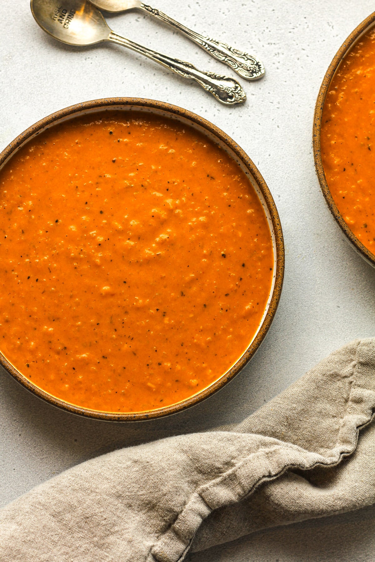 Two bowls of the creamy curry base.